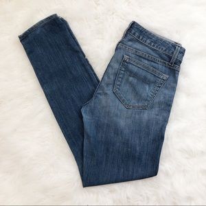 GAP 1969 Always Skinny Jeans lightly Distressed 29